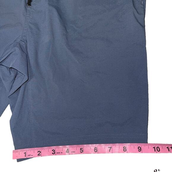 Mountain Hardware Blue Men’s Pull On Shorts Size Small - Picture 8 of 10